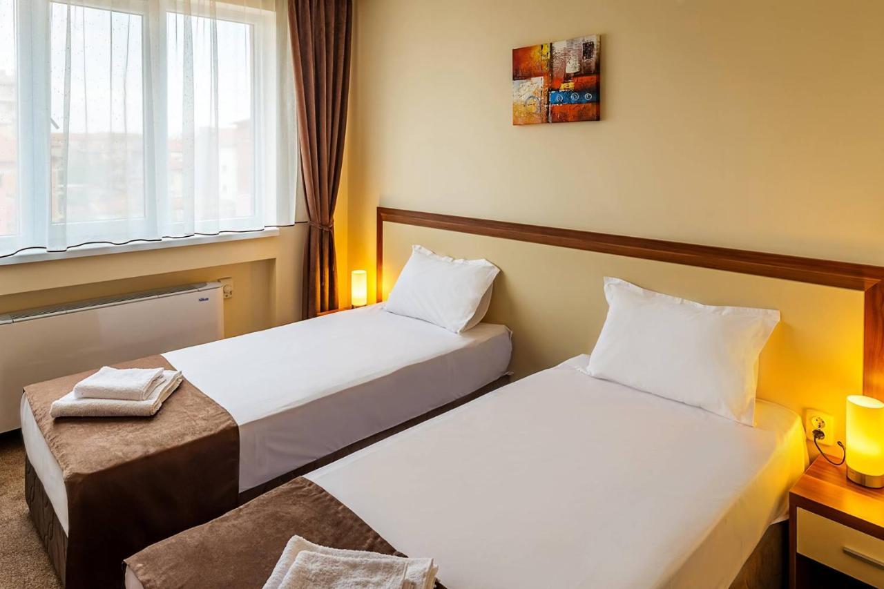 Family Hotel Bulgaria Kharmanli 外观 照片