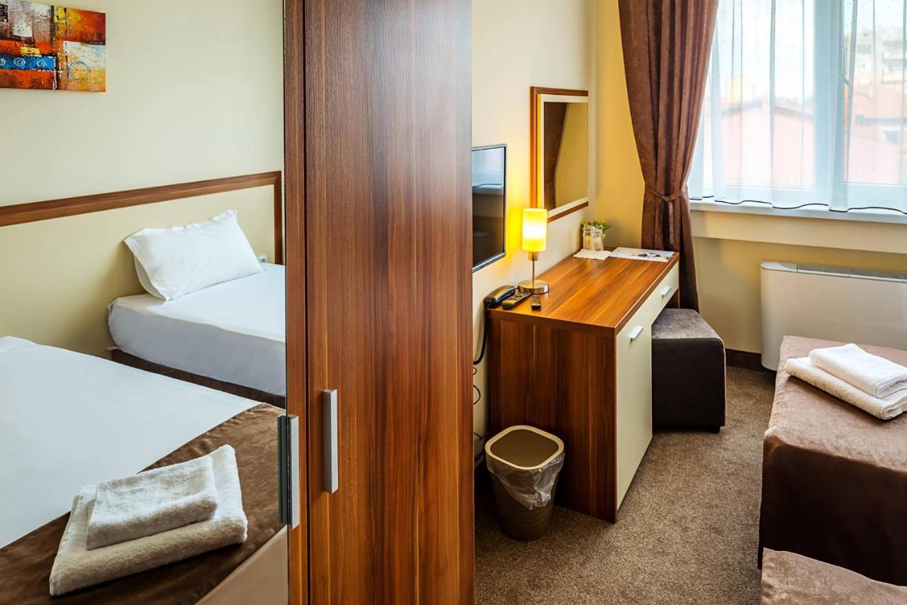 Family Hotel Bulgaria Kharmanli 外观 照片