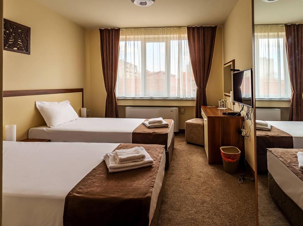 Family Hotel Bulgaria Kharmanli 外观 照片